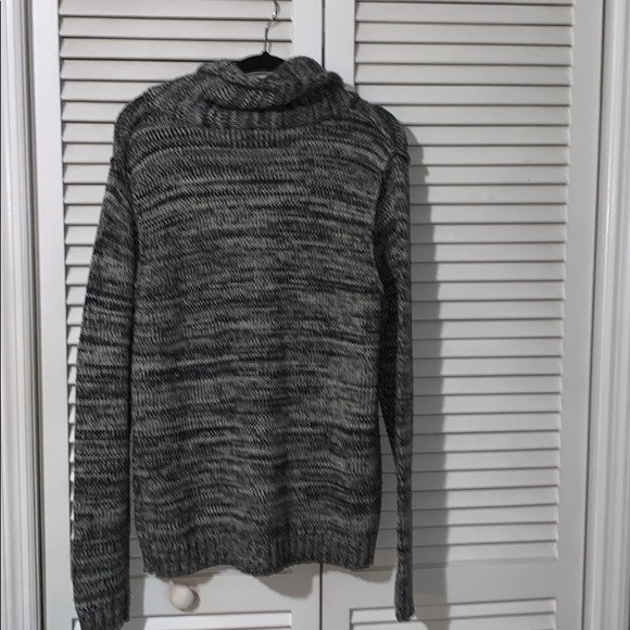 Collard Grey/White Knit Sweater Divided HM - Picture 4 of 4